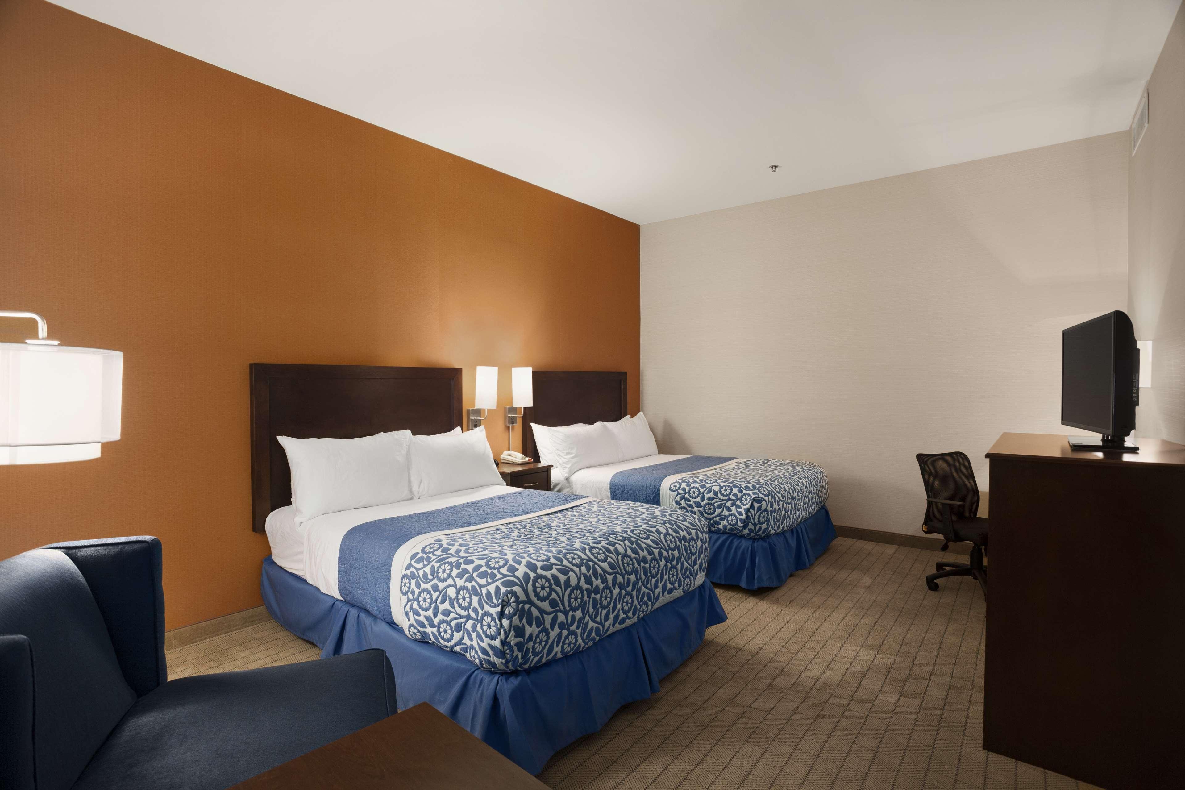 Days By Wyndham Convention Center Philadelphia