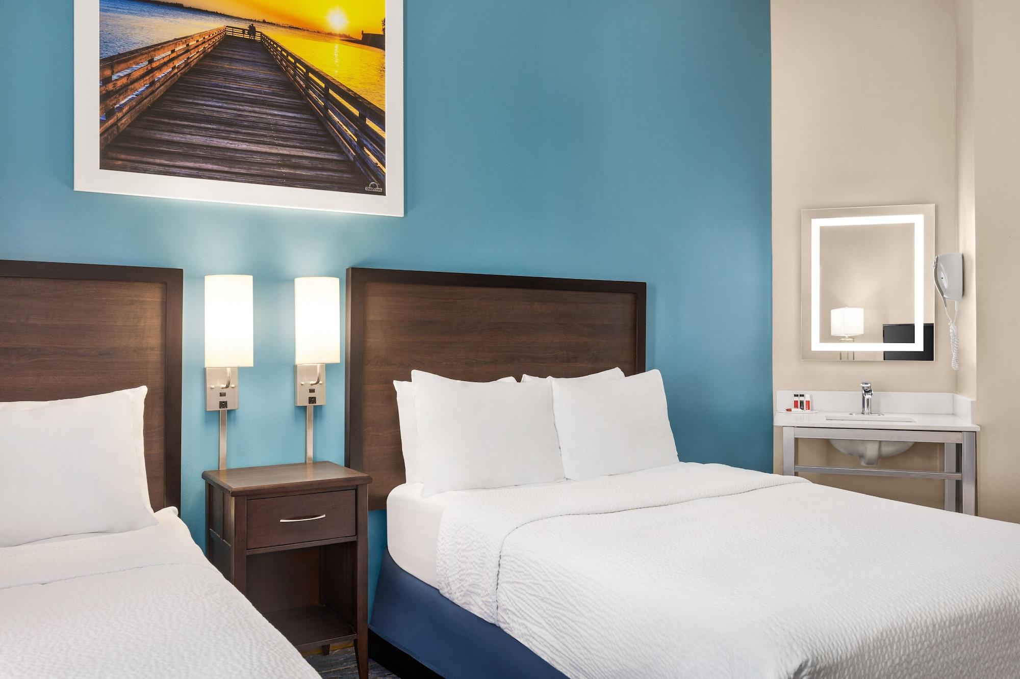 Days By Wyndham Convention Center Hotel 3*