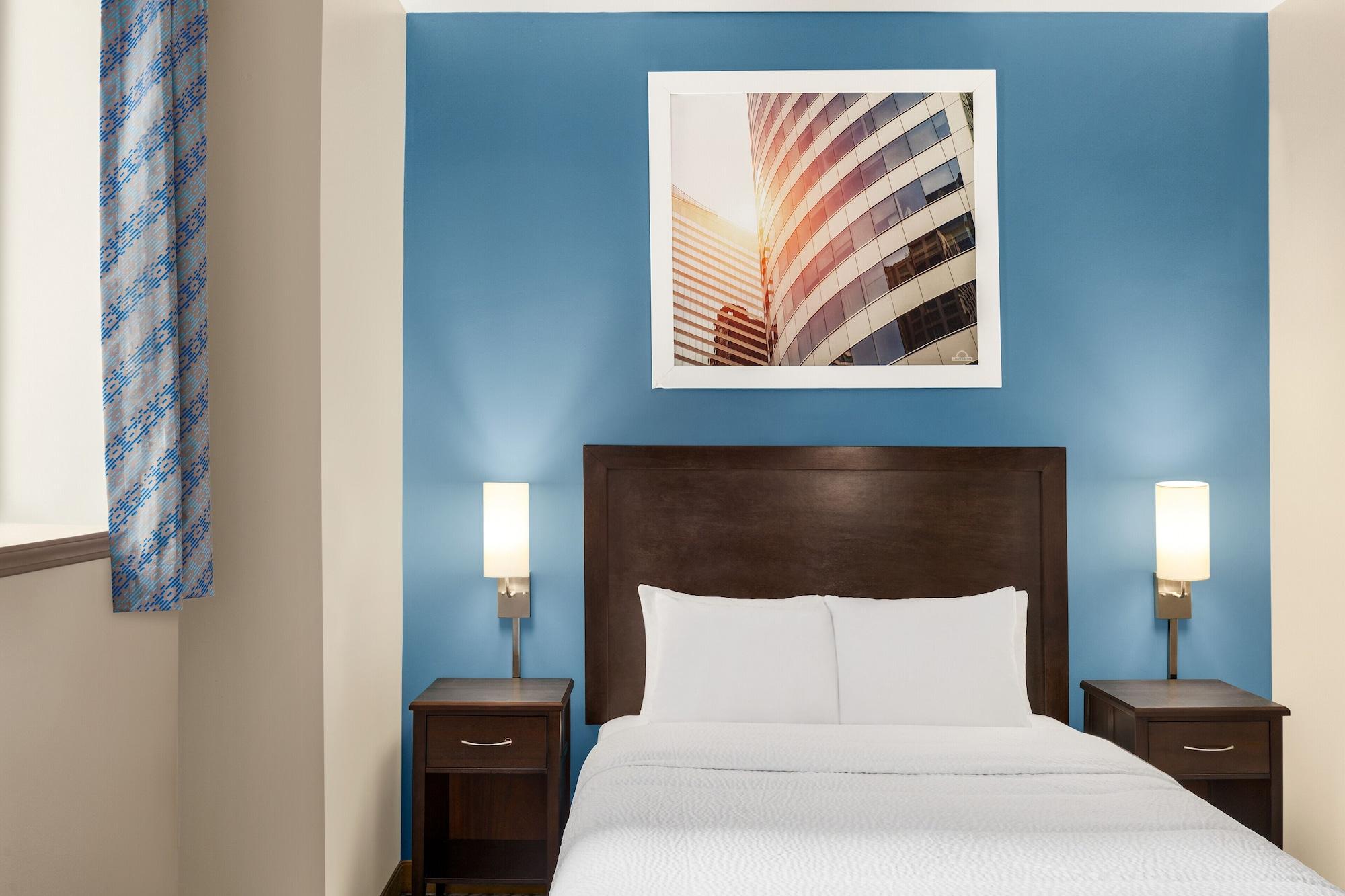 Days By Wyndham Convention Center 3*